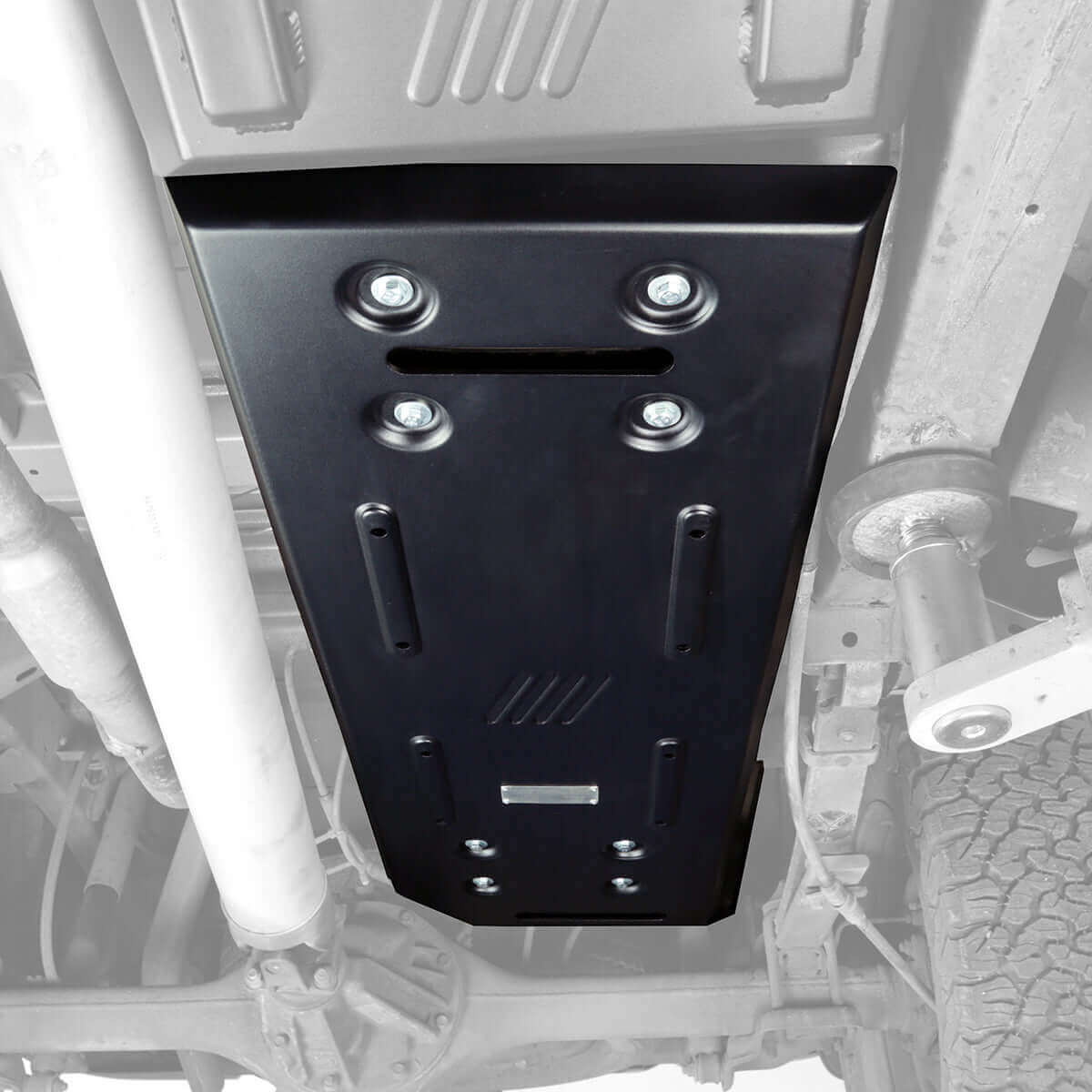 Protección inferior del depósito para Isuzu D-Max 2021
